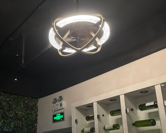 使用风扇吊灯安全吗? 使用风扇吊灯安全吗?
